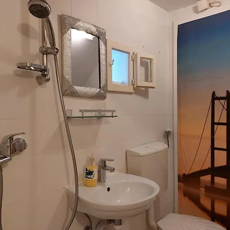Rm Antonio On Dumanica St - En-suite Rm 5 Min To The Old Town Of Split